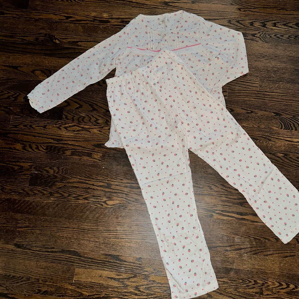 Comfy Strawberry Print Pajama Set